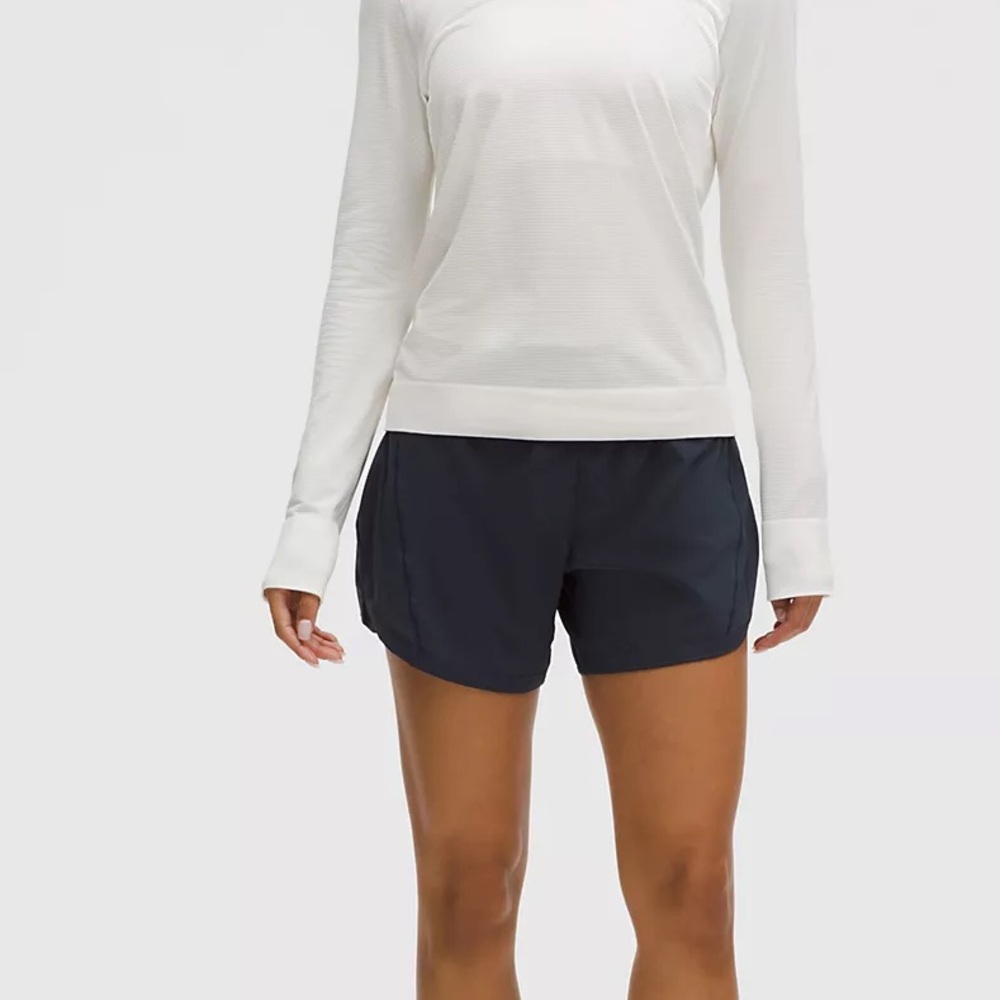 Lululemon Track That High-Rise Lined Short 5"	, size 4